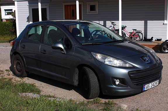 Peugeot 207 4 of 8