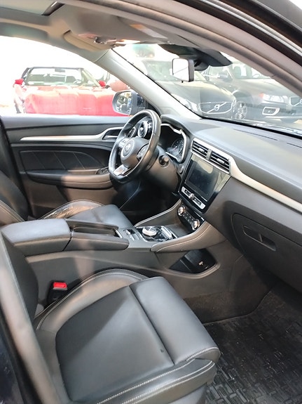 MG ZS EV 12 of 23