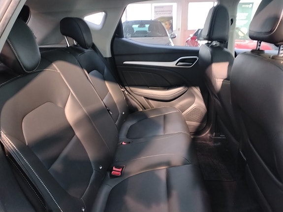 MG ZS EV 15 of 23
