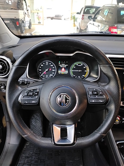 MG ZS EV 10 of 23