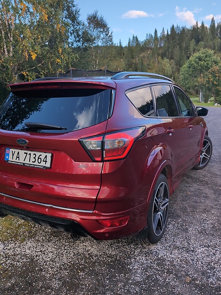 Ford Kuga 2 of 15