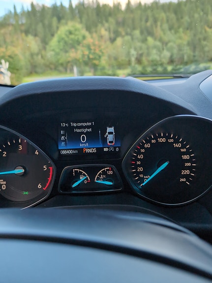 Ford Kuga 9 of 15