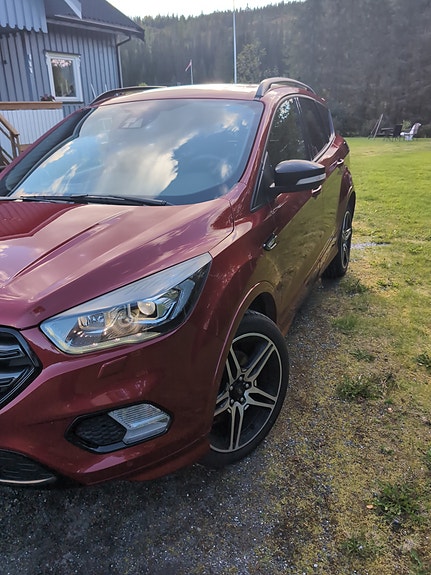 Ford Kuga 6 of 15