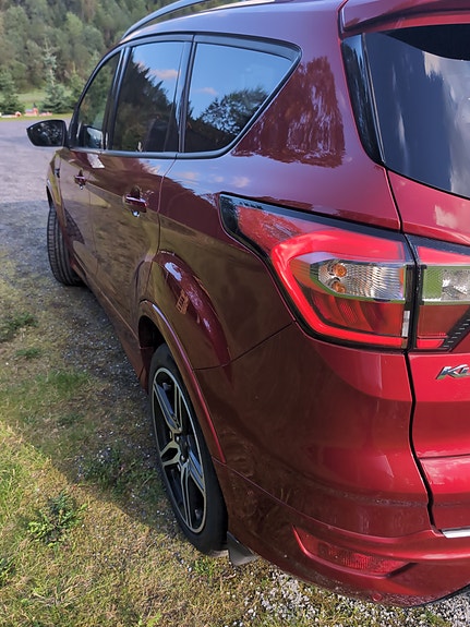 Ford Kuga 11 of 15
