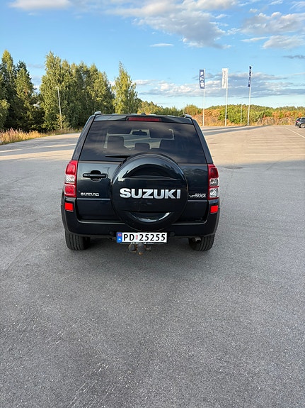 Suzuki Grand Vitara 9 of 29
