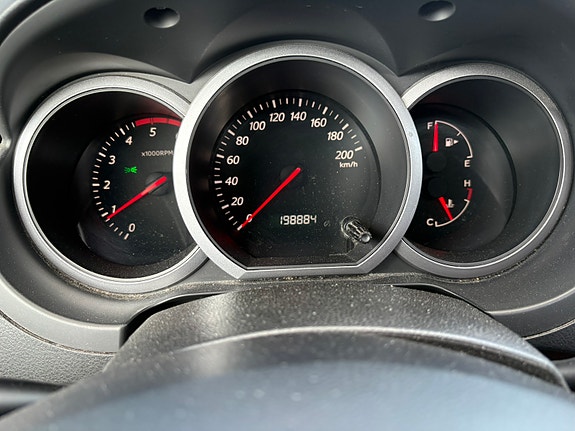 Suzuki Grand Vitara 24 of 29