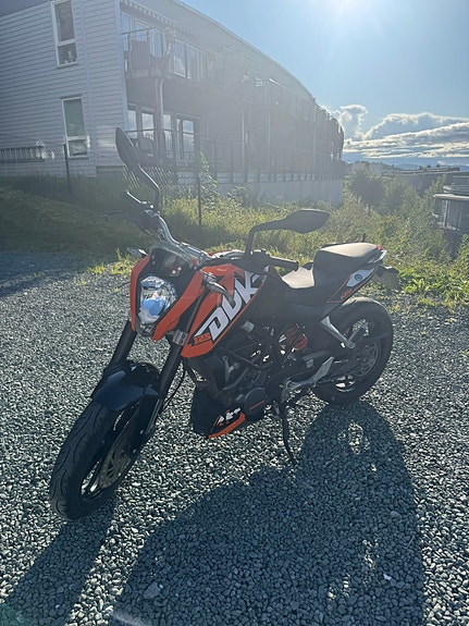 KTM 125 Duke 3 of 13