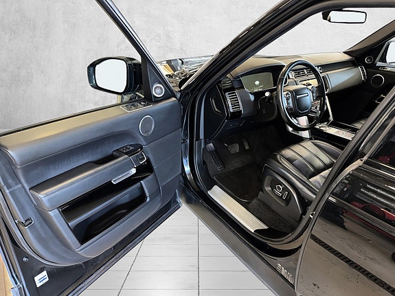 Land Rover Range Rover 9 of 30