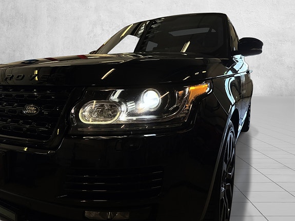 Land Rover Range Rover 8 of 30