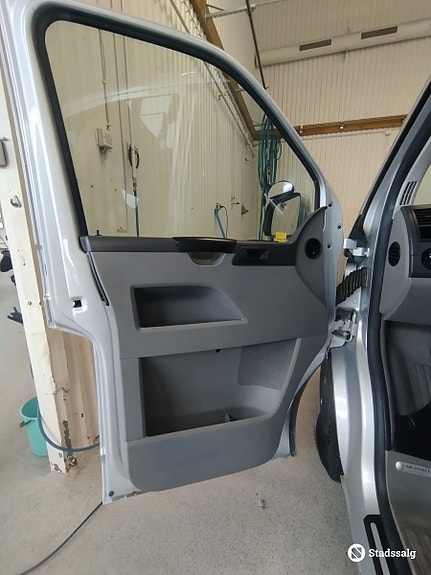 Volkswagen Transporter 9 of 10