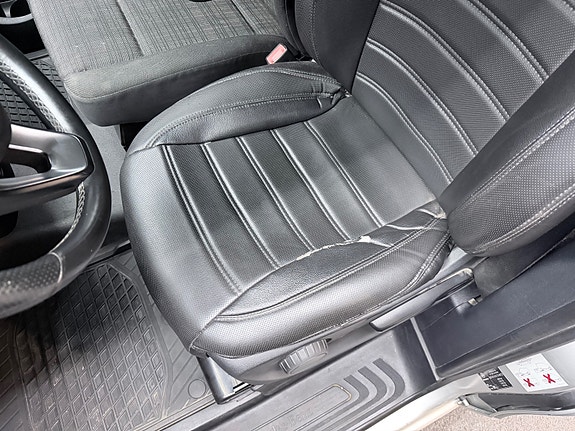 Mercedes-Benz Vito 21 of 30