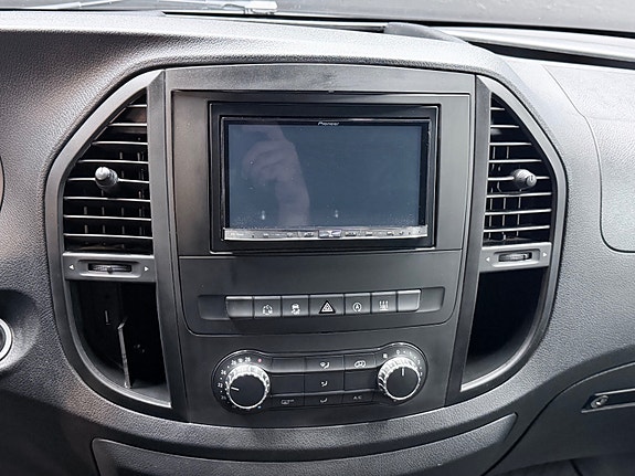 Mercedes-Benz Vito 29 of 30