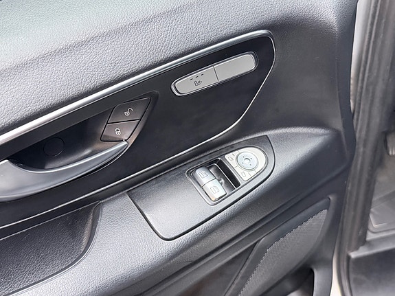 Mercedes-Benz Vito 22 of 30