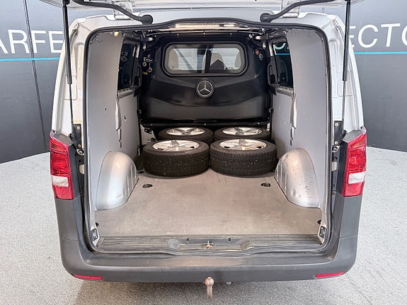 Mercedes-Benz Vito 14 of 30