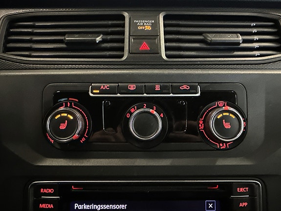 Volkswagen Caddy 19 of 25