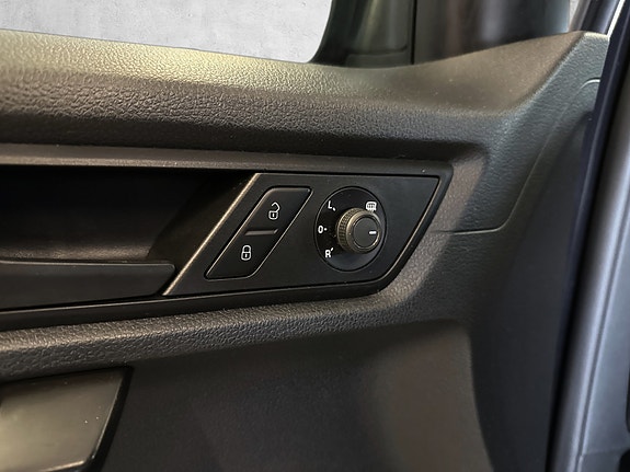 Volkswagen Caddy 8 of 25