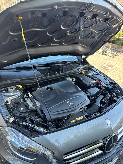 Mercedes-Benz A180 14 of 16