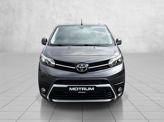 Toyota Proace 2 of 28