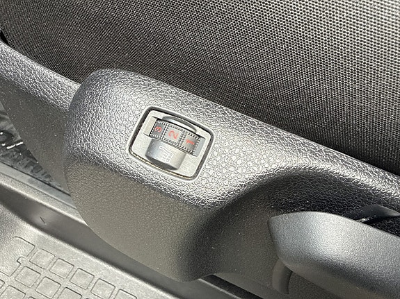Toyota Proace 13 of 28