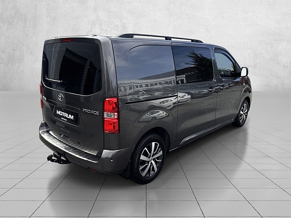 Toyota Proace 4 of 28