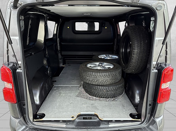 Toyota Proace 25 of 28