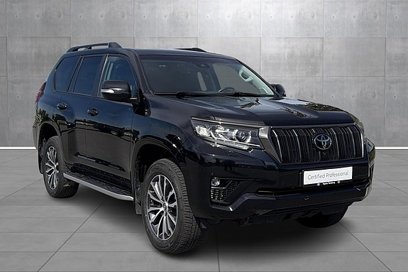 Toyota Land Cruiser 7 of 24