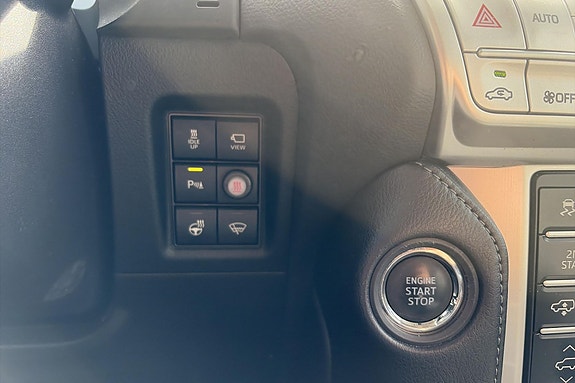 Toyota Land Cruiser 15 of 24