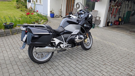 BMW R 1250 RT 2 of 4