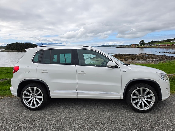 Volkswagen Tiguan 3 of 23
