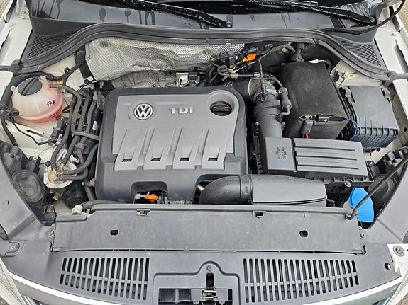 Volkswagen Tiguan 17 of 23