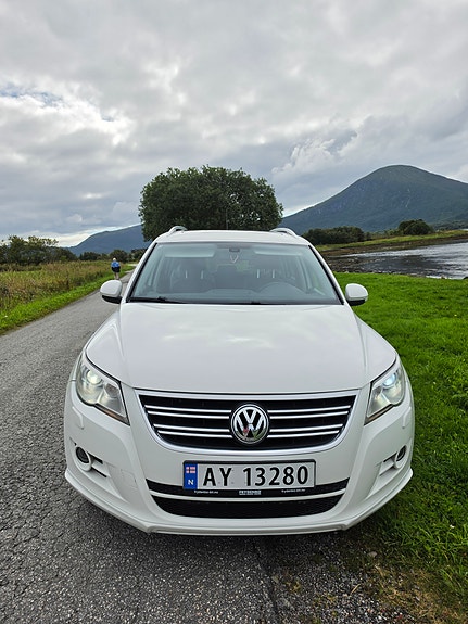 Volkswagen Tiguan 4 of 23