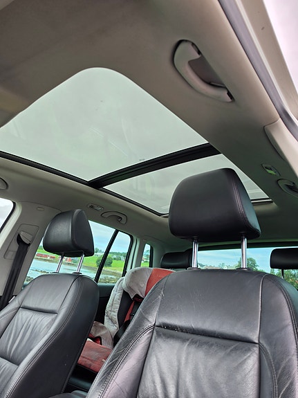 Volkswagen Tiguan 11 of 23