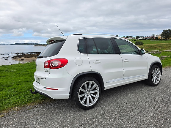 Volkswagen Tiguan 2 of 23