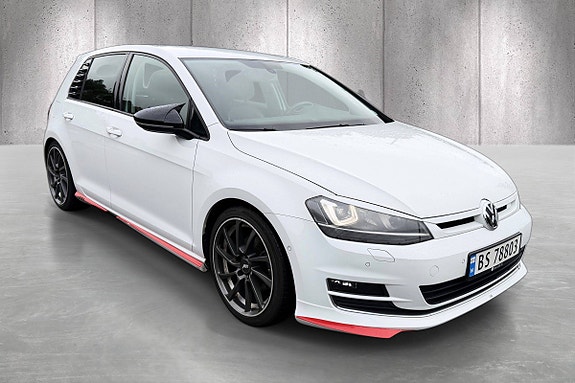 Volkswagen Golf VII