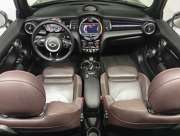 MINI Cooper 15 of 30
