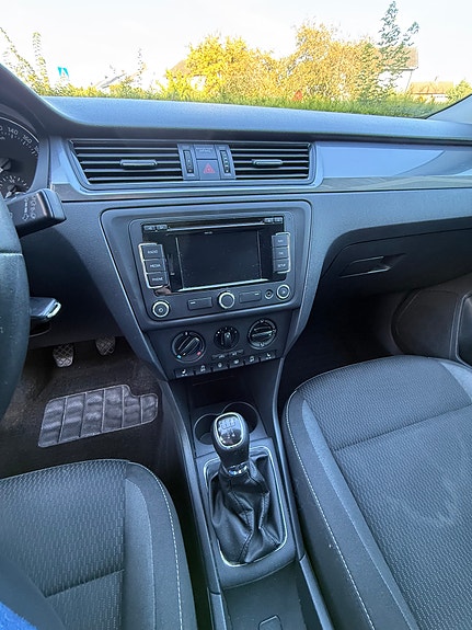 Skoda Rapid Spaceback 12 of 15