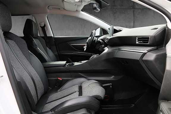 Peugeot 5008 17 of 21