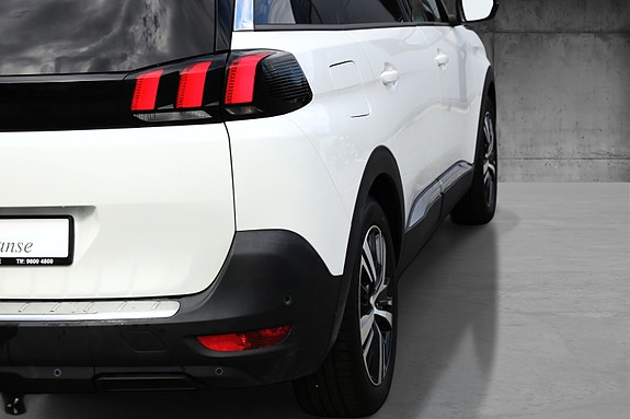 Peugeot 5008 9 of 21
