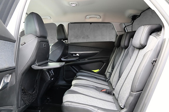 Peugeot 5008 14 of 21