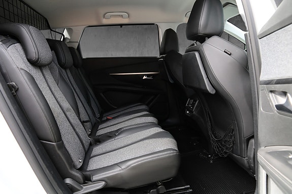 Peugeot 5008 16 of 21