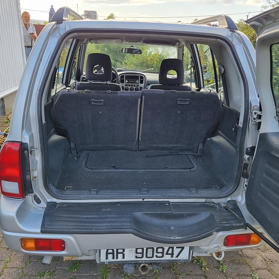 Suzuki Grand Vitara 5 of 29