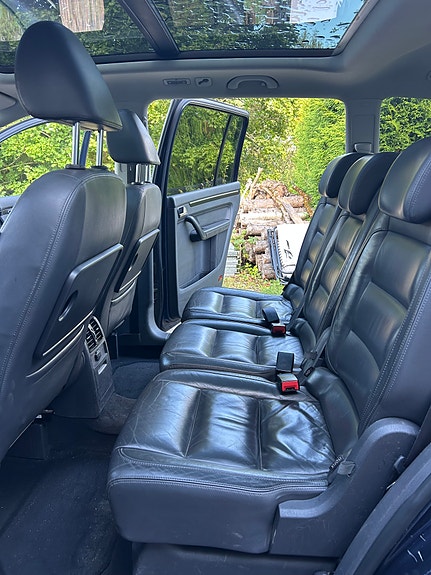 Volkswagen Touran 23 of 30