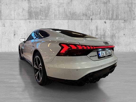 Audi e-tron GT 8 of 30