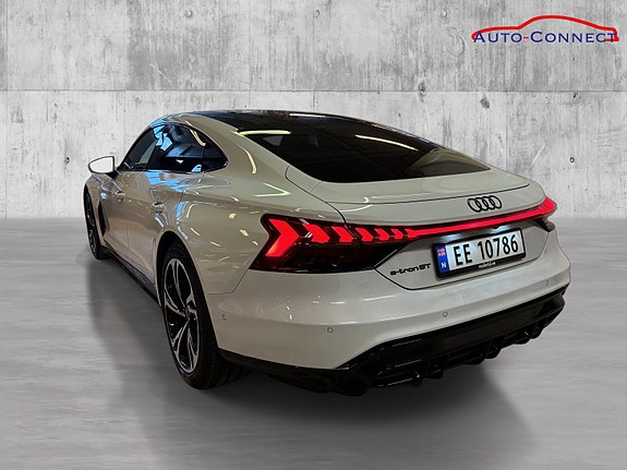 Audi e-tron GT 7 of 30