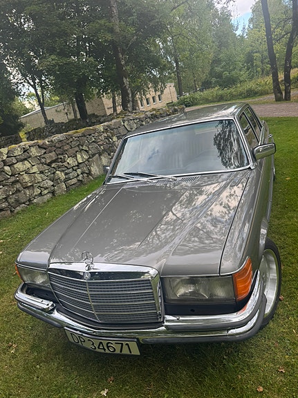 Mercedes-Benz S450 23 of 30