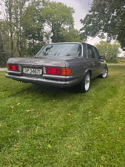 Mercedes-Benz S450 11 of 30