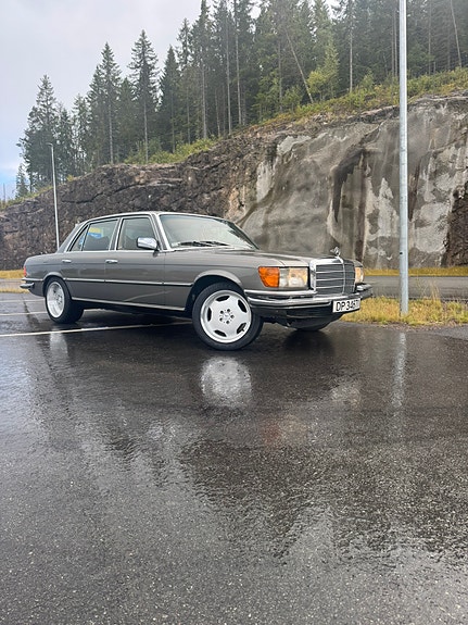 Mercedes-Benz S450 26 of 30