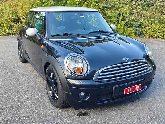 MINI Cooper 2 of 11