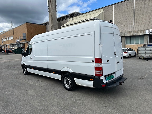 Mercedes-Benz Sprinter 7 of 26