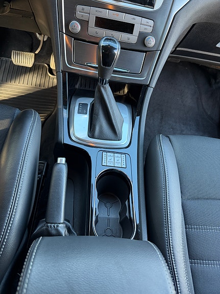 Ford Mondeo 18 of 27